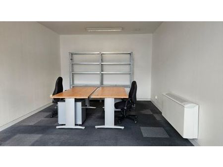 bureau privatif 30 m2 dans espace de coworking convivial