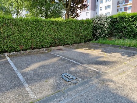 à louer garage-parking 10 m² – 50 € |bischheim
