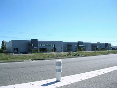 location d'entrepôt de 2 617 m² à villeneuve-lès-bouloc - 31620