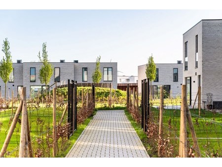 duurzame instapklare woningen in een groene parkomgeving