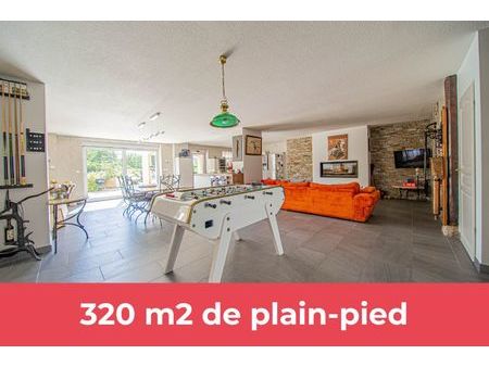 propriété 10 pièces 319 m²