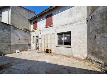 vente maison 8 pièces 108 m² chabanais (16150)