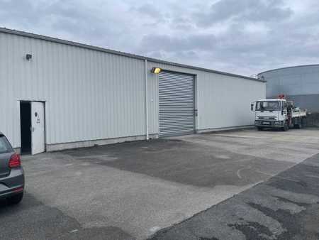 location d'entrepôt de 430 m² à rivery - 80136