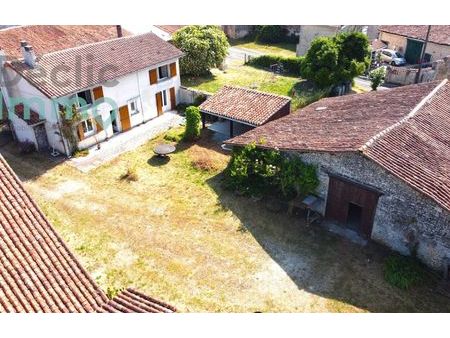 vente maison 5 pièces 130 m² chasseneuil-sur-bonnieure (16260)
