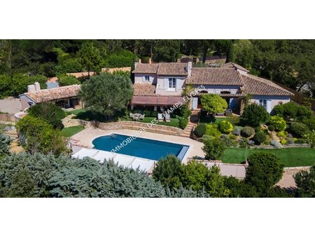 villa de luxe à vendre à grimaud