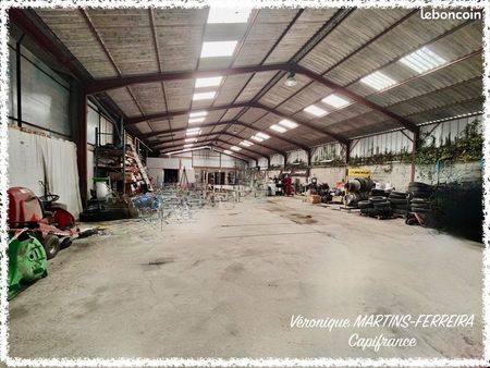 hangar 3 pièces 1 140 m²