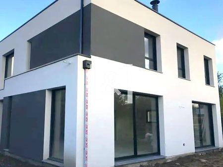 maison 5 pièces 140 m²