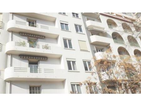 vente appartement 2 pièces 57m2 toulon 83000 - 98000 € - surface privée