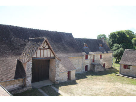 vente corps de ferme 13 pièces  316.00m²  chédigny