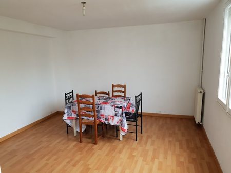 location appartement 2 pièces 55 m²