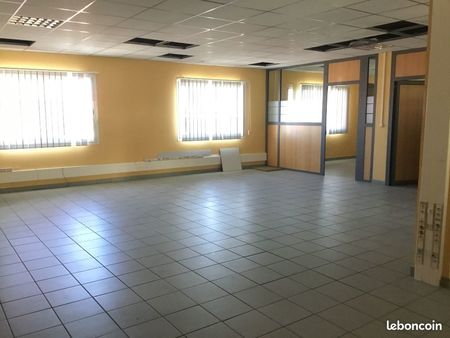 bureaux 690 m² cayenne