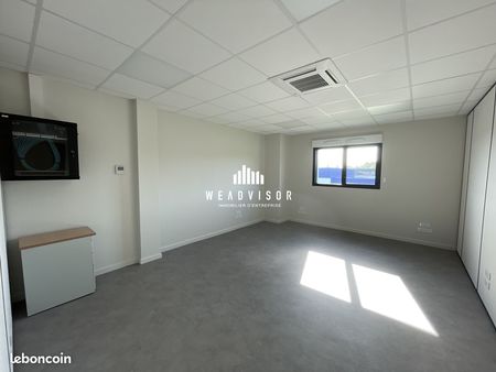 bureaux 63 m² changé