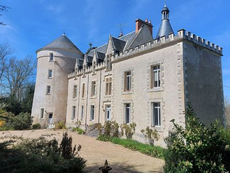 vente château saint-hilaire-sur-benaize 13 pièces 500 m²