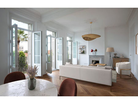 vente appartement 5 pièces 115 m² hyères (83400)