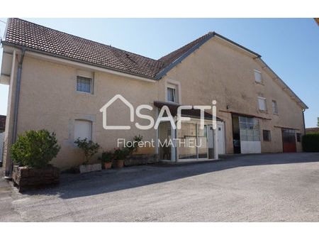 vente maison 8 pièces 220 m² saint-vit (25410)