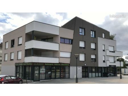 local commercial 163 m²