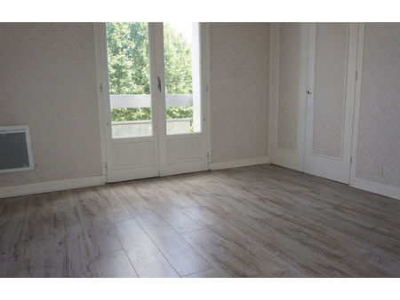 vente appartement 3 pièces 73 m² auch (32000)