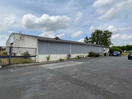 location d'entrepôt de 718 m² à cambrai - 59400