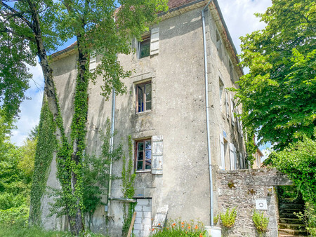 propriété enchanteresse dans le hameau de la chapelle-montbrandeix avec une tour privée  p