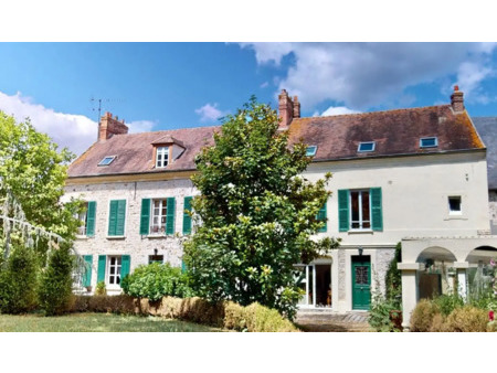 maison de prestige en vente à saint-cheron : a 6 kms de saint chéron et 3 kms de breuillet