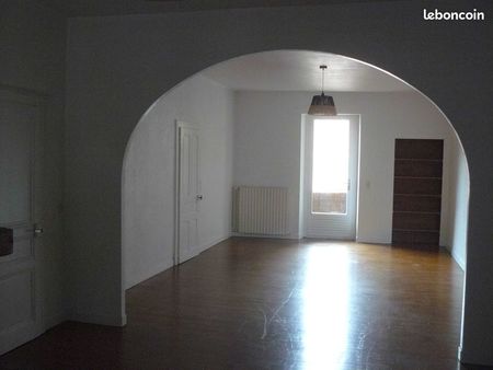 appartement t2 89 m² non meublé