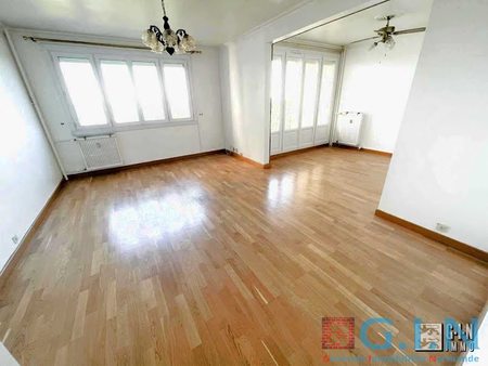 vente appartement 5 pièces 95 m²