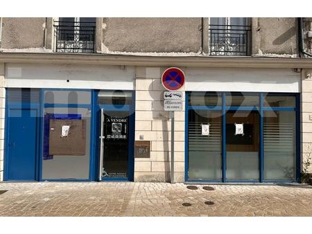 vente commerce 104 m² ancenis-saint-géréon (44150)