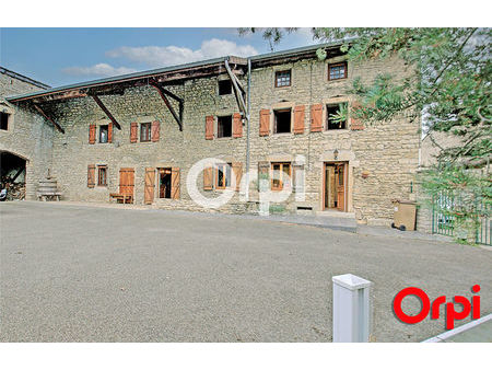 vente maison 7 pièces 186 m² saint-alban-de-roche (38080)
