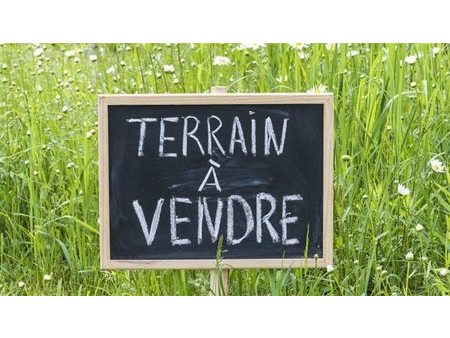 vente terrain 1050 m²