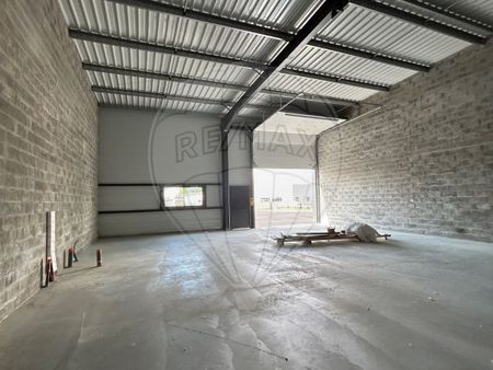 local commercial 206 m²
