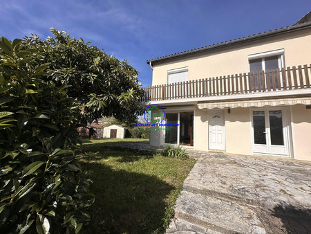 a vendre: maison familiale de 120m² tres bien entretenue