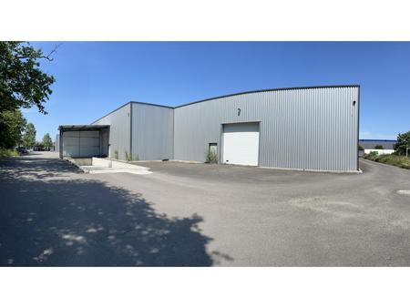 location d'entrepôt de 2 080 m² à beychac-et-caillau - 33750