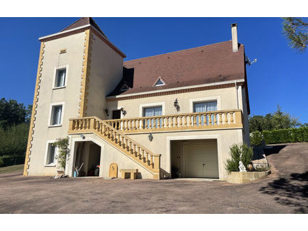 vente maison 7 pièces 240 m² javerlhac-et-la-chapelle-saint-robert (24300)