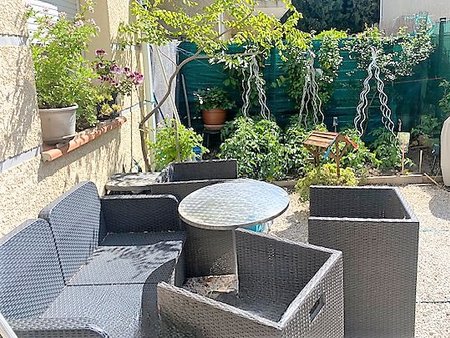 a vendre - peyrestortes - appartement t2 avec jardin