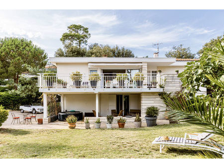 vente maison 7 pièces 223m2 vaux-sur-mer (17640) - 1695000 € - surface privée