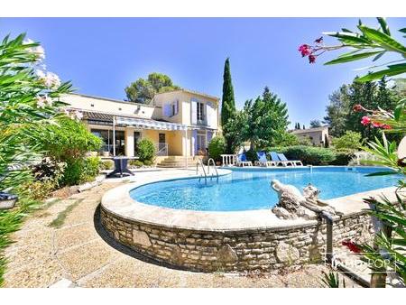 belle villa provençale de 173m2 à orgon