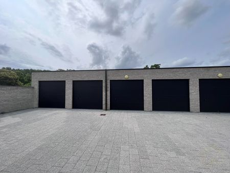 garages te koop centraal gelegen