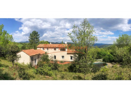 villa de prestige en vente à saint-félix-de-pallières : a quelques minutes d'anduze  niché