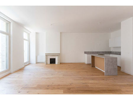 vente appartement 3 pièces 80m2 marseille 1er (13001) - 370000 € - surface privée