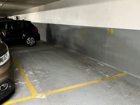 place de parking sous sol issy/meudon