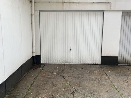 immo david stelt voor: gesloten garagebox te koop