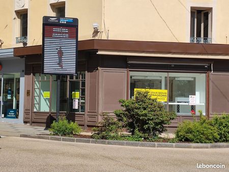 local commercial 35 m² oyonnax