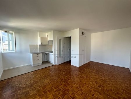 vente appartement 1 pièce 28 m²