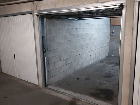 location garage box stockage sécurisé à fontenay-sous-bois