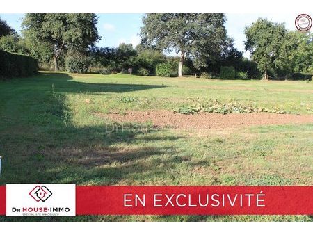 vente terrain 779 m²