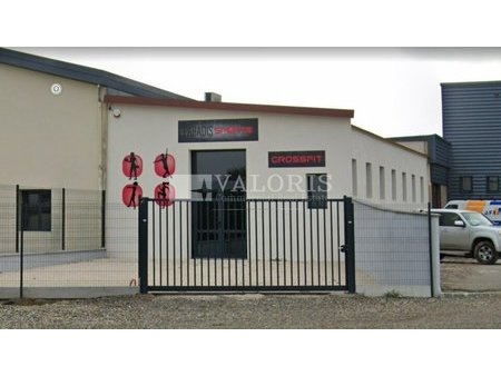 vente de local commercial de 130 m² à lancié - 69220