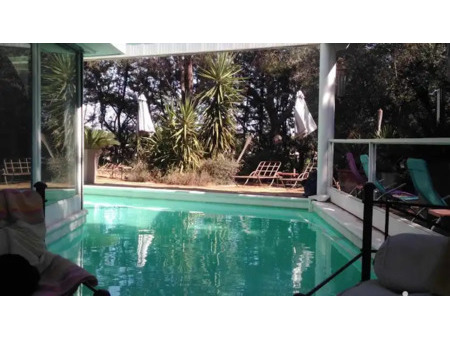 maison avec piscine et terrasse vergèze (30)