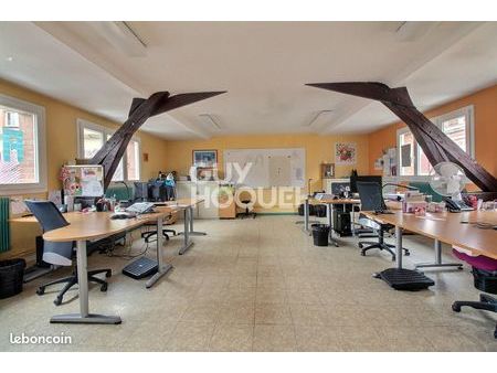 bureaux 318 m² douai