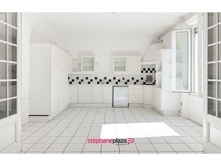vente appartement 5 pièces 122 m² saint-genis-laval (69230)