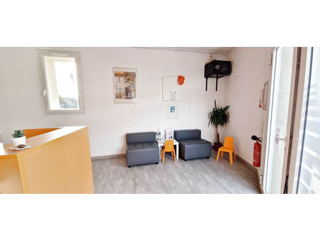 location autres 92m2 hyères 83400 - 1650 € - surface privée